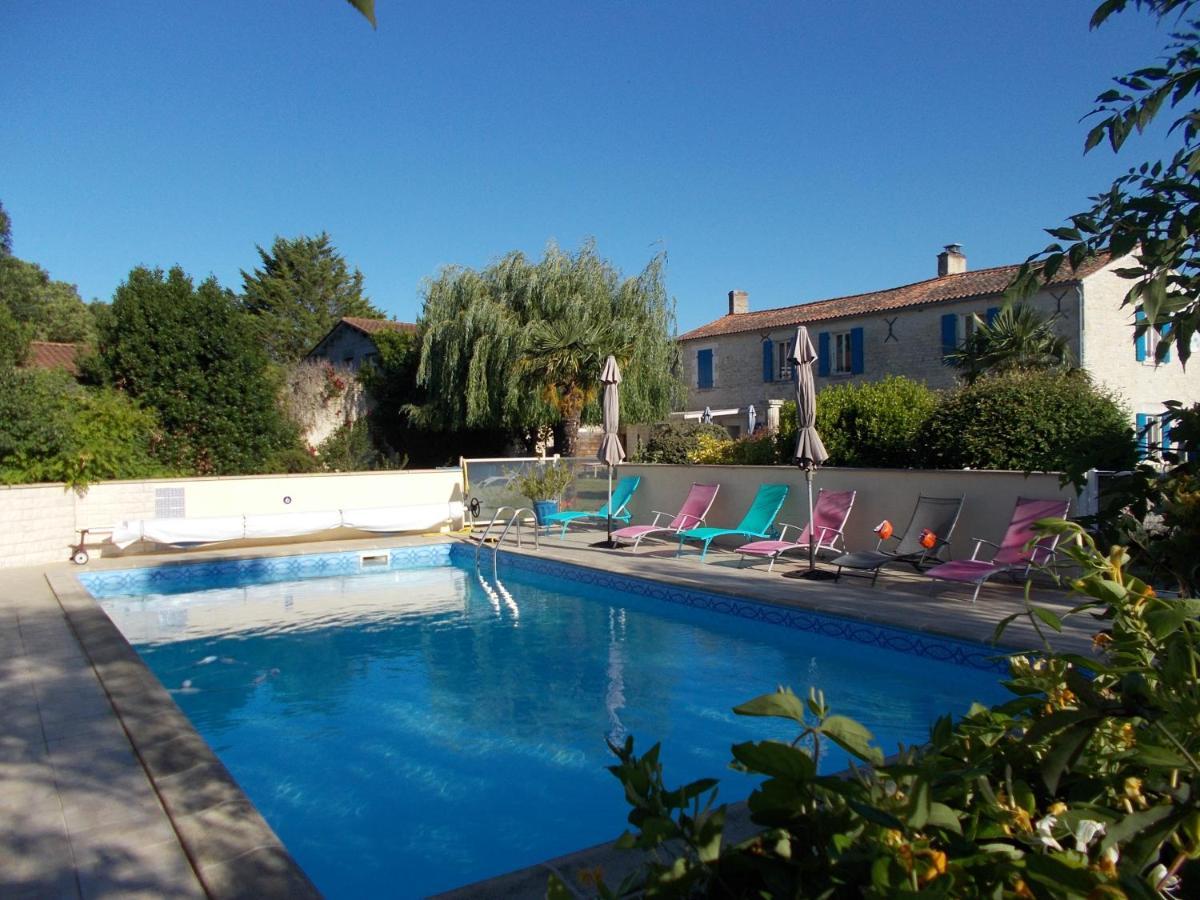 Le Clos Des Palmiers Saint-Ouen-d'Aunis Eksteriør billede