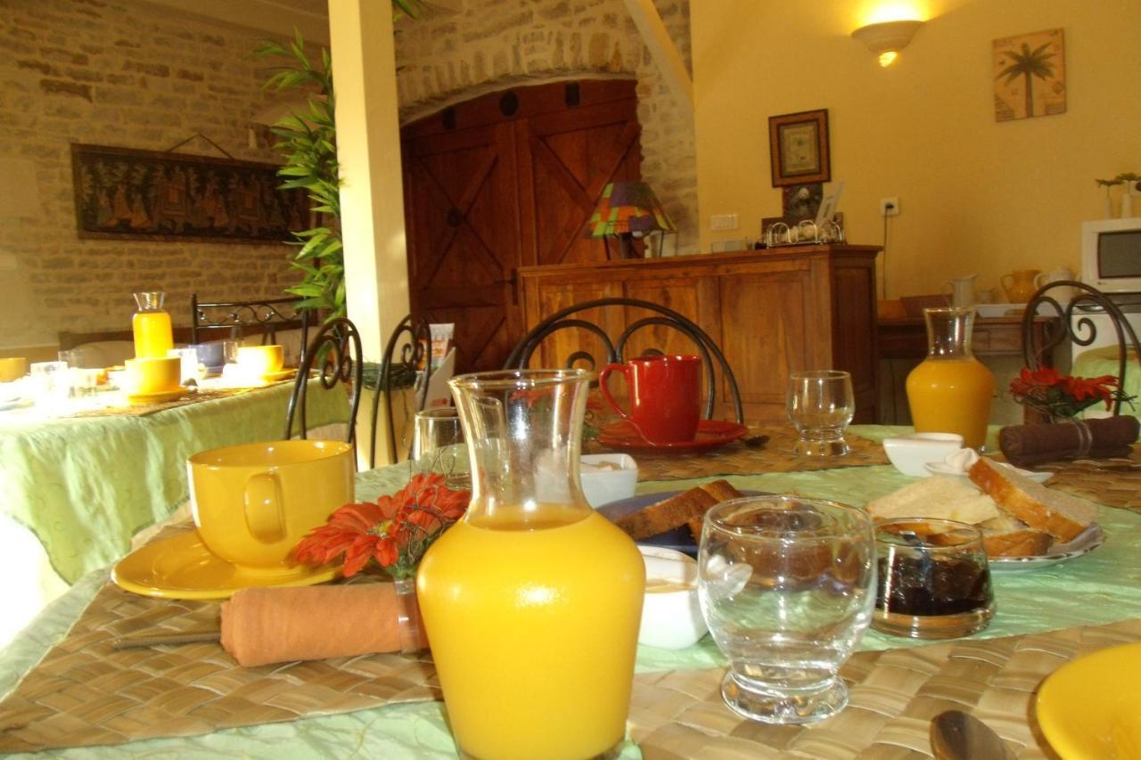Le Clos Des Palmiers Saint-Ouen-d'Aunis Eksteriør billede