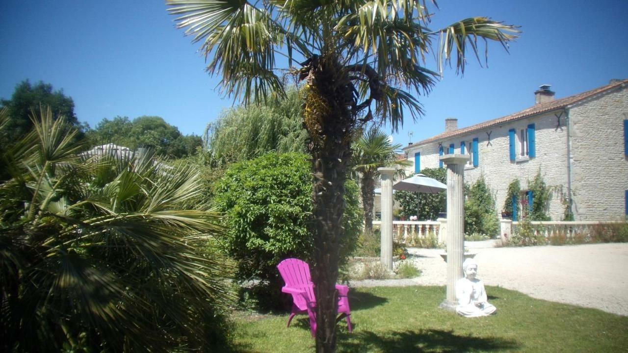 Le Clos Des Palmiers Saint-Ouen-d'Aunis Eksteriør billede
