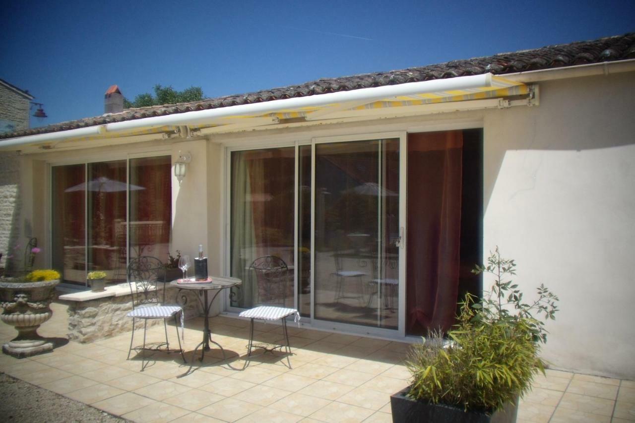 Le Clos Des Palmiers Saint-Ouen-d'Aunis Eksteriør billede